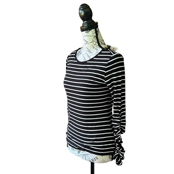 Vince Camuto Black & White Striped Long Sleeve Ruched Top XS Nautical Preppy - Picture 3 of 9